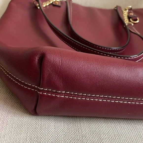 Michael Kors Tote - Picture 9 of 14